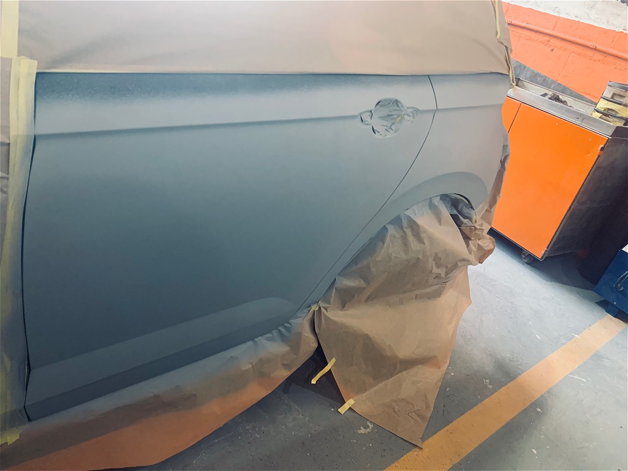 Peça automotiva em preparação
